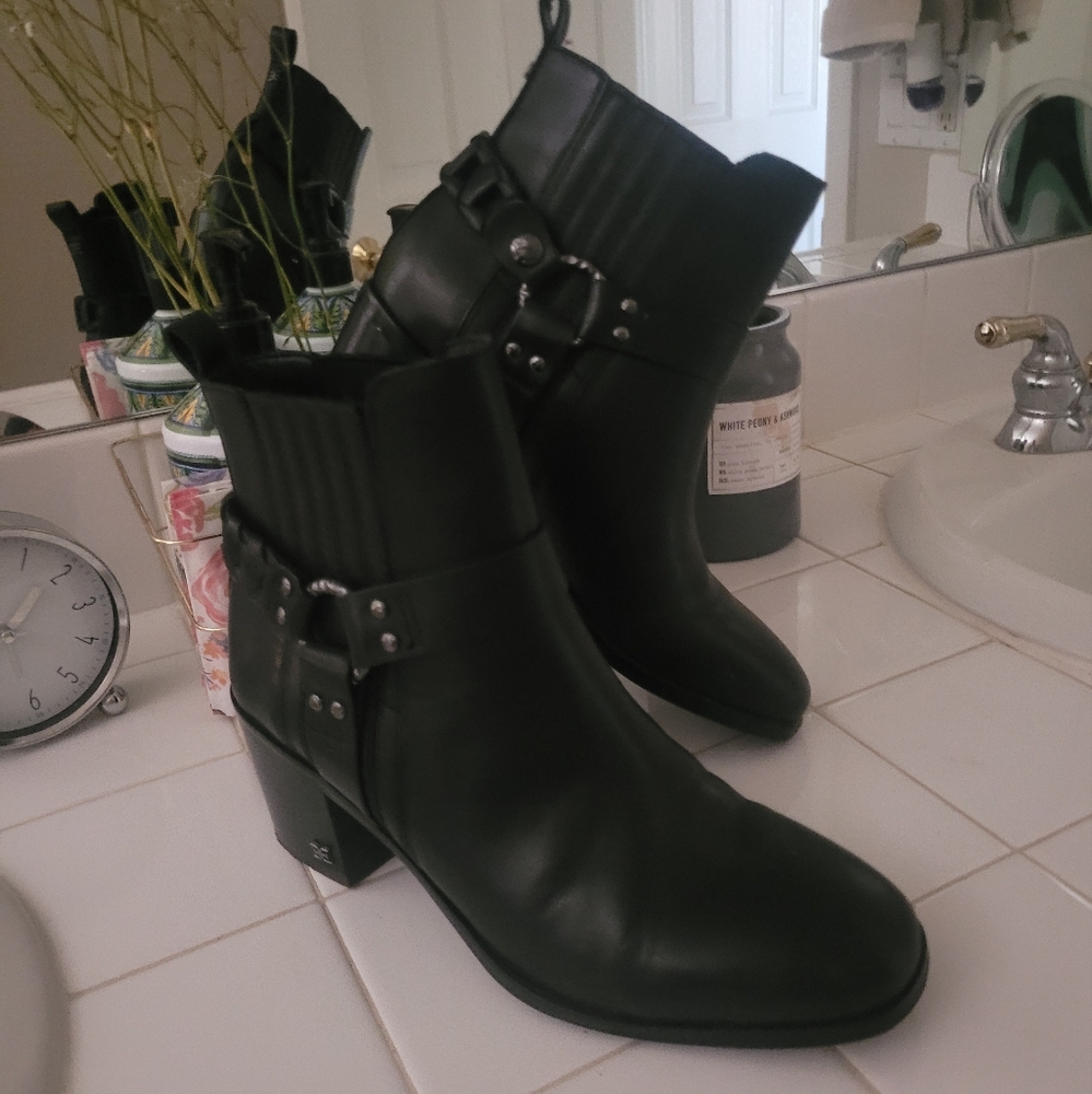 Sam Edelman Black Leather Booties 7